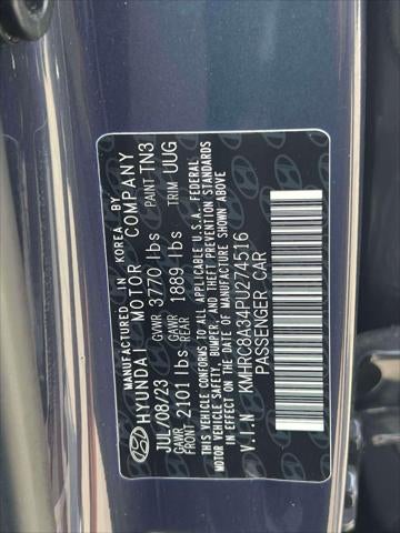2023 Hyundai VENUE Limited