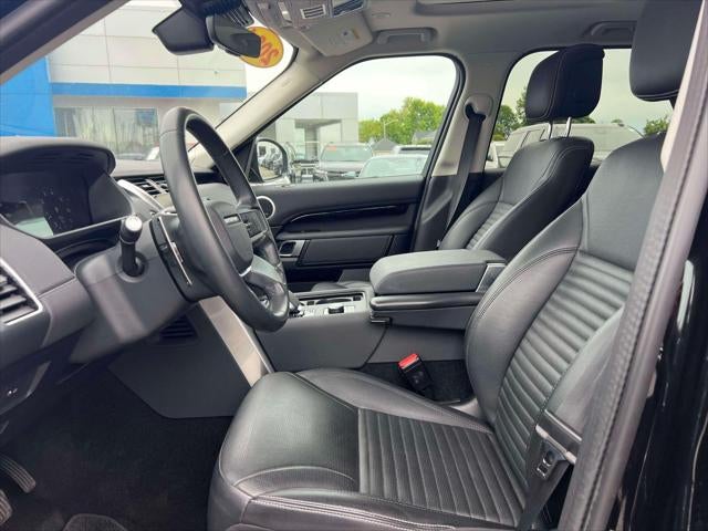 2024 Land Rover Discovery S