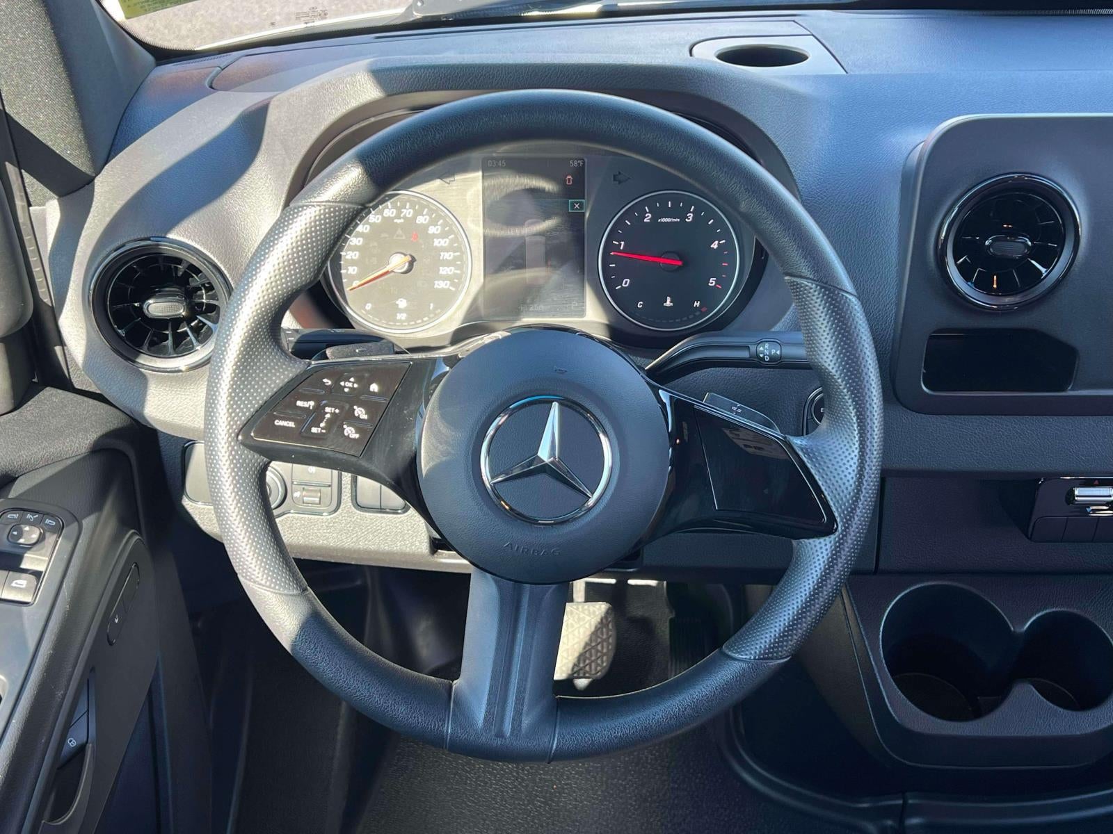 2025 Mercedes-Benz Sprinter Cargo Van 2500 High Roof I4 Diesel 170" RWD