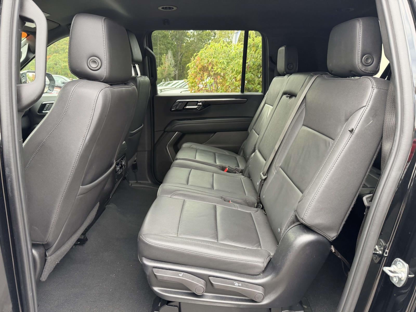 2025 Chevrolet Suburban LT