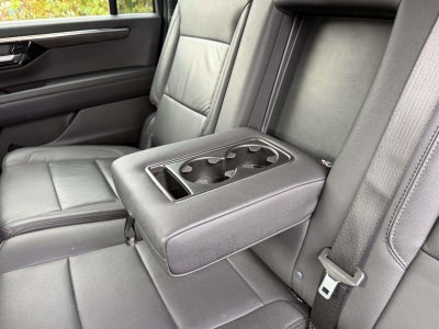 2025 Chevrolet Suburban LT