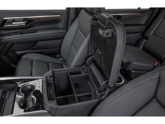 2025 Chevrolet Suburban LT