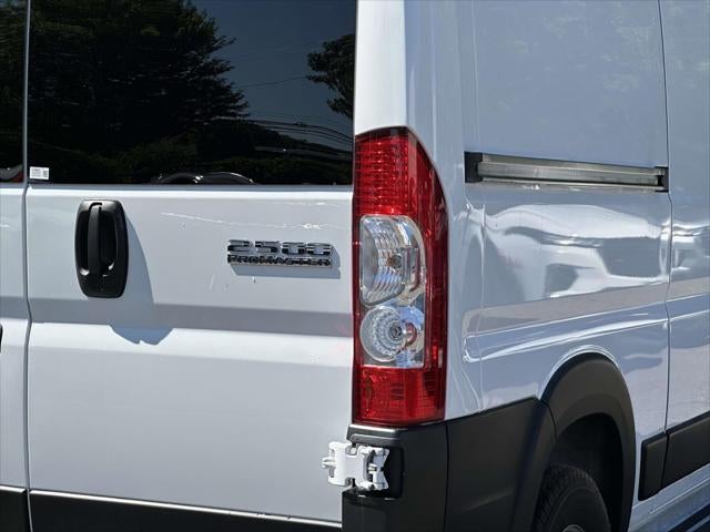 2025 RAM ProMaster Cargo Van Tradesman