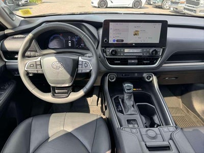 2024 Toyota Grand Highlander Hybrid XLE
