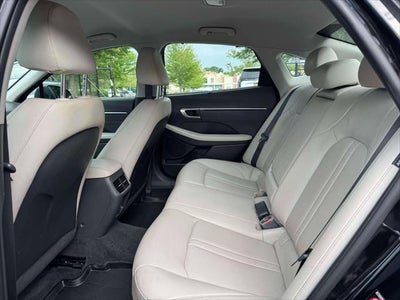 2022 Hyundai SONATA HYBRID Limited