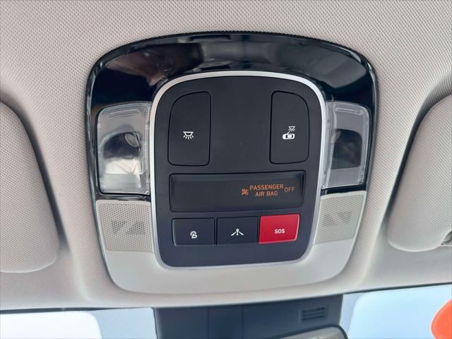 2022 Hyundai SONATA HYBRID Limited