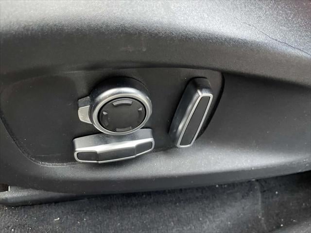 2020 Jaguar F-PACE SVR