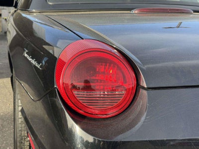 2004 Ford Thunderbird Base