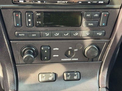 2004 Ford Thunderbird Base