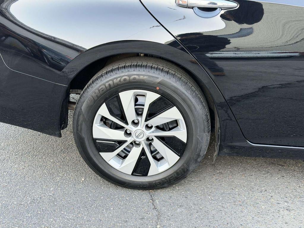 2025 Nissan Altima S FWD