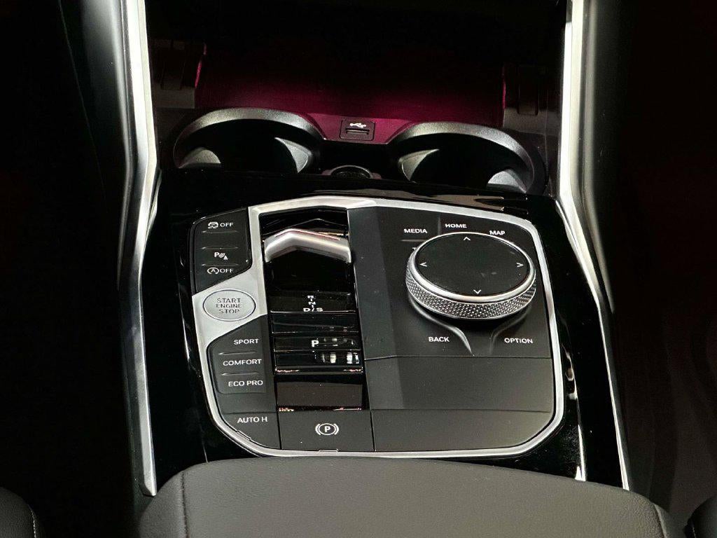 2024 BMW 330i xDrive