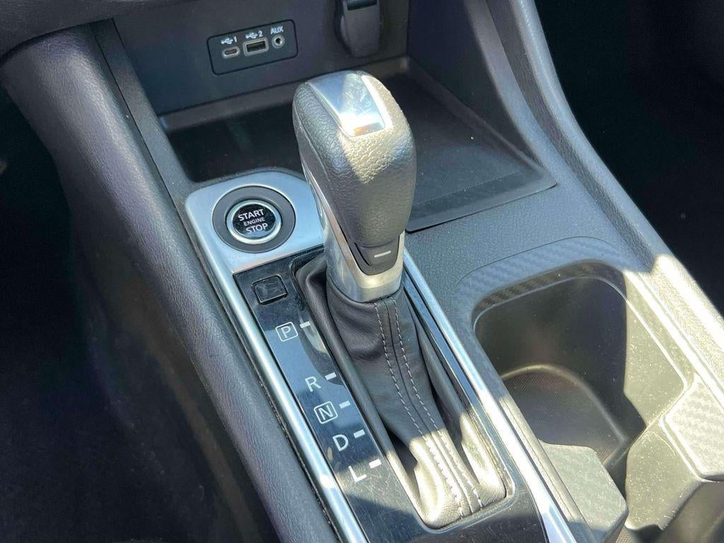 2023 Nissan Sentra SV Xtronic CVT