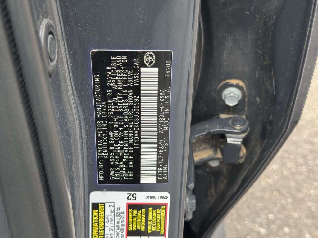 2025 Toyota Camry SE