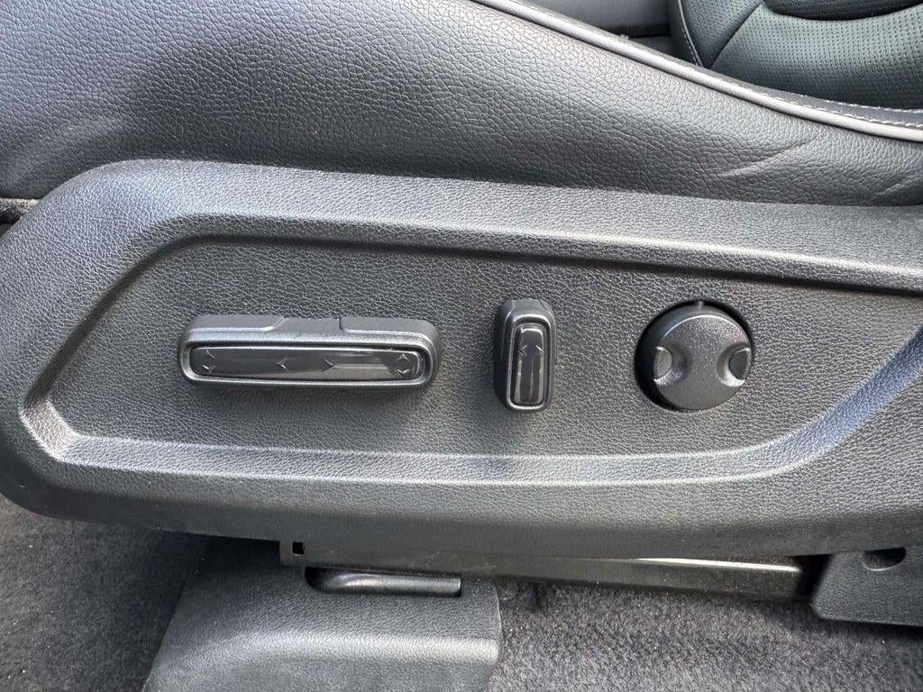 2023 Honda Pilot AWD Elite