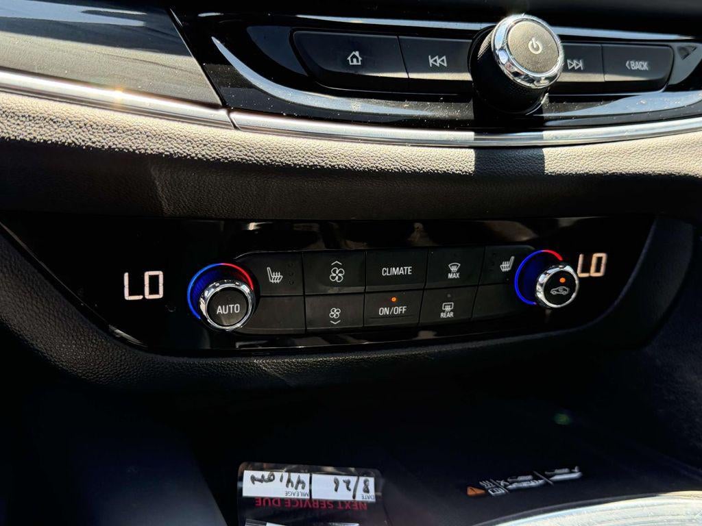 2023 Buick Enclave Essence AWD