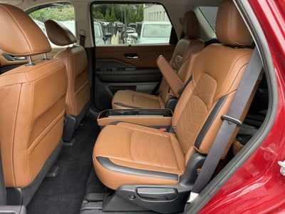 2022 Nissan Pathfinder Platinum 4WD