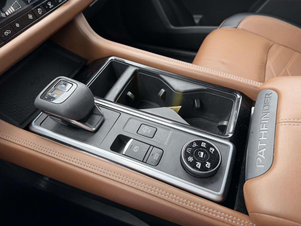 2022 Nissan Pathfinder Platinum 4WD