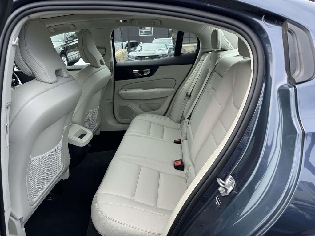 2020 Volvo S60 T5 Momentum