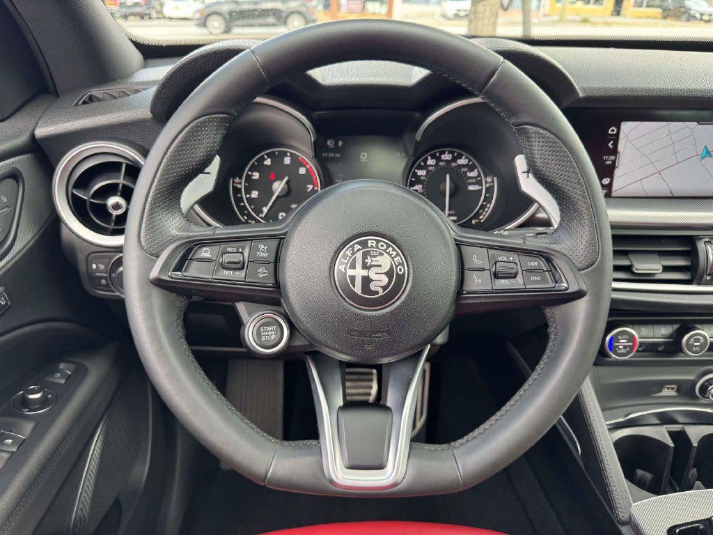 2023 Alfa Romeo Stelvio Veloce AWD